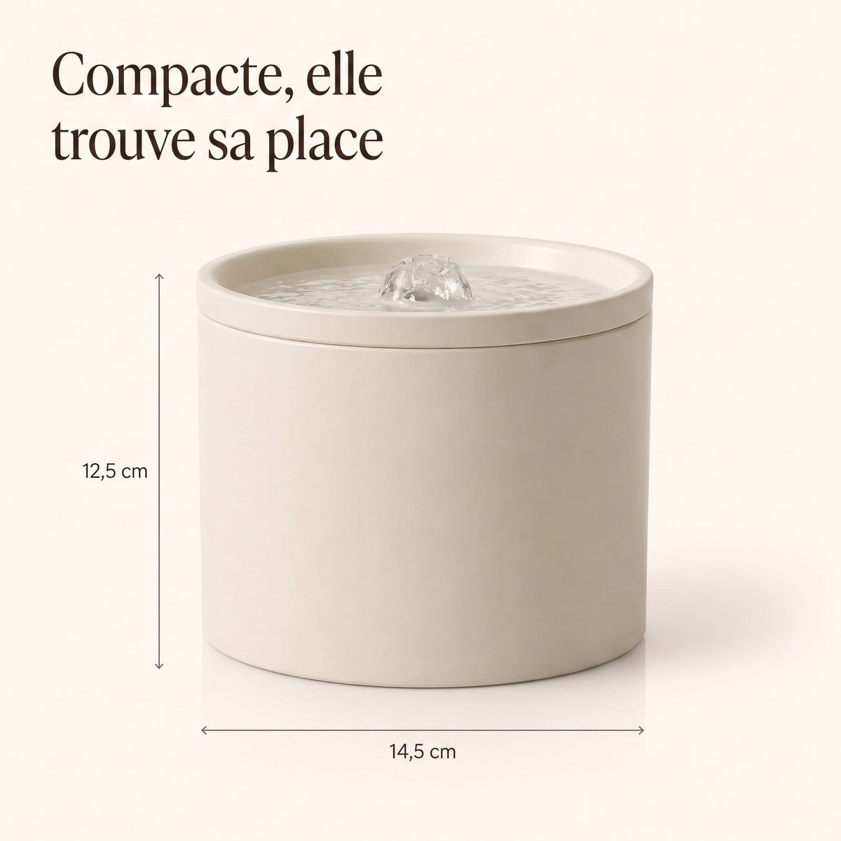 Dimensions de la fontaine La Ronde : 12,5 cm de haut, 14,5 cm de large